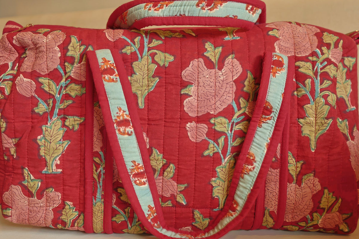 Gulabi Rani Duffle Bag — detail