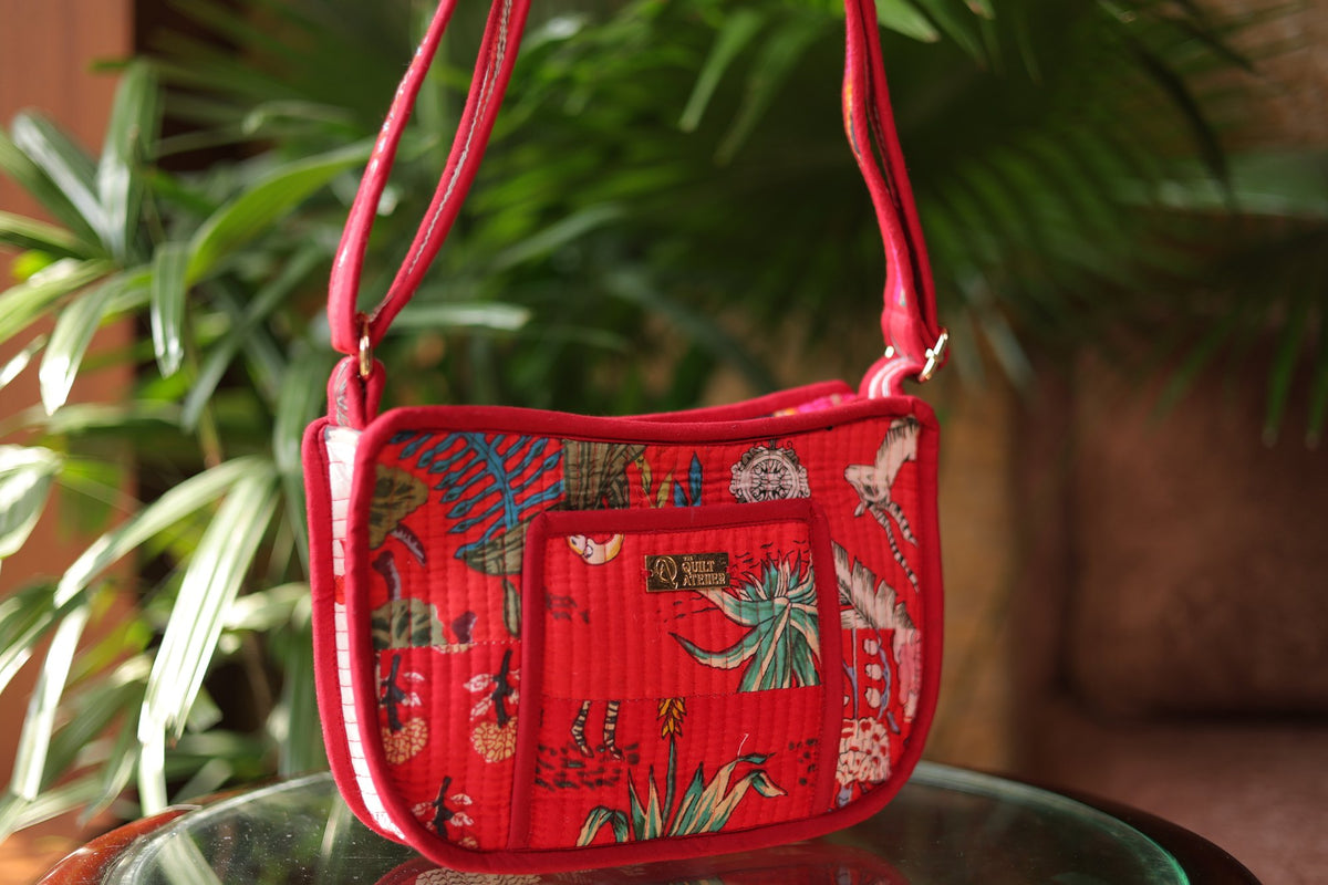 Surkh Safar Gen-Z Bag — detail