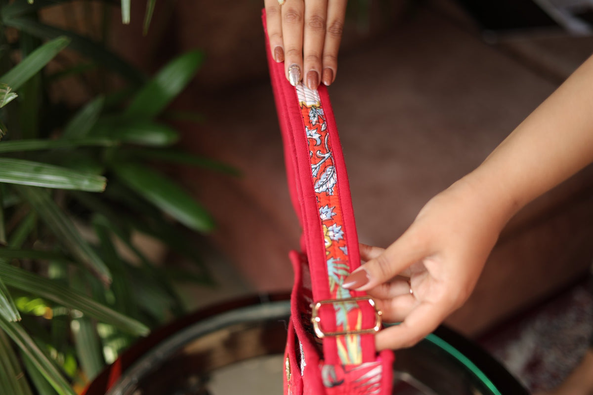 Surkh Safar Gen-Z Bag — detail