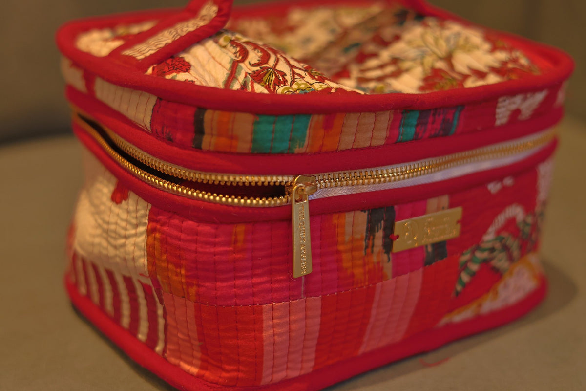 Surkh Safar Makeup Vanity Box — detail